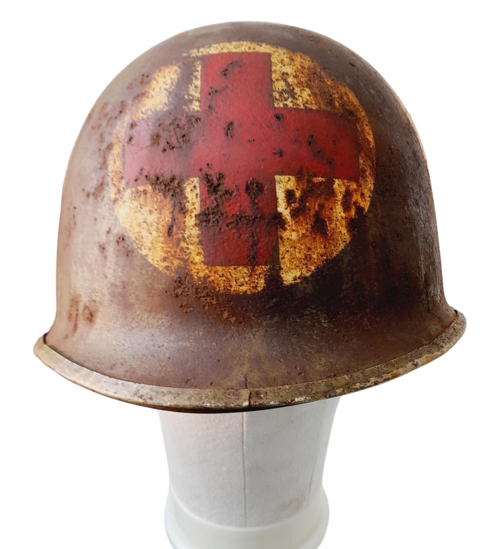 WW2 US M1 Swivel Bale Medics Helmet with Capac Liner. The helmet has the correct front edgeseam - Bild 3 aus 5