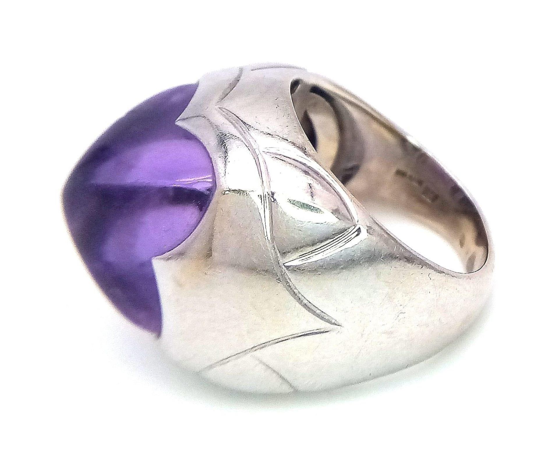 An 18K White Gold Bulgari Amethyst Pyramid Ring. Size K. 16.41g total weight. Ref: 016531 - Image 6 of 7