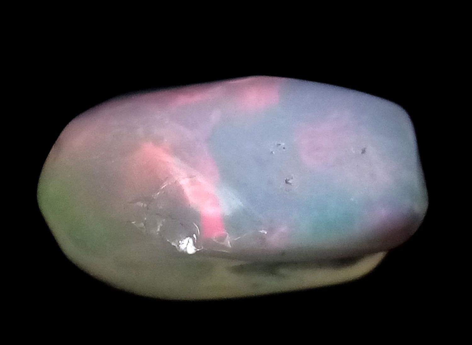 A Natural Australian Opal Specimen. 3.75ct. - Image 2 of 6