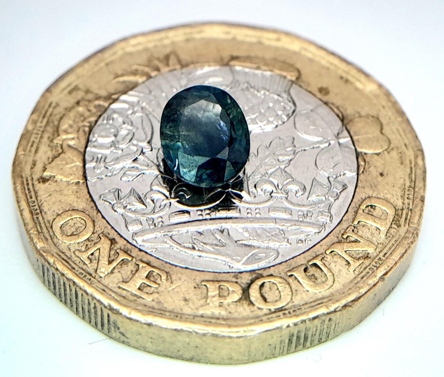 A 0.79ct Madagascan Blue Sapphire - GGI Certified - Image 3 of 4