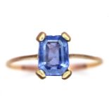 A 9K Yellow Gold 1ct Sapphire Solitaire Ring. Size U, 1.23g total weight.