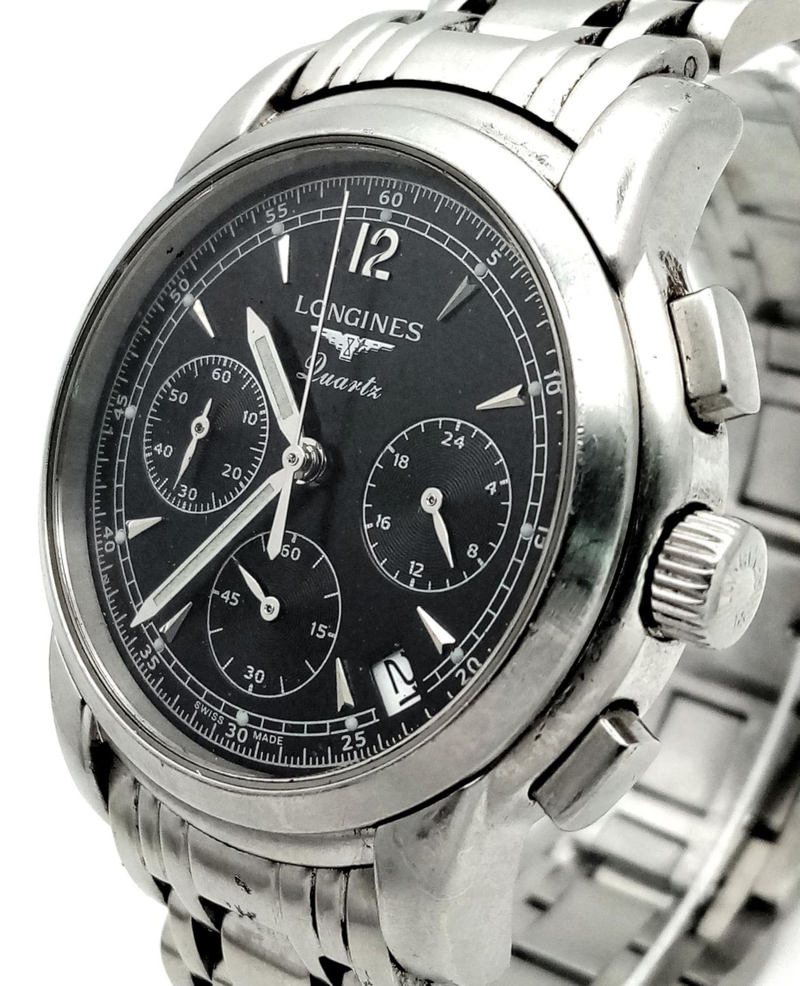 A Longine Quartz Chronograph Gents Watch. Stainless steel bracelet and case - 39mm. Black dial - Image 4 of 9
