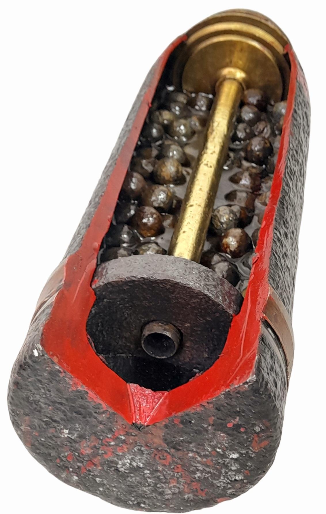 INERT WW1 Cutaway 18 Pdr Shrapnel Shell Projectile. Complete with Brass No 80 Time Fuse. UK MAINLAND - Image 4 of 5