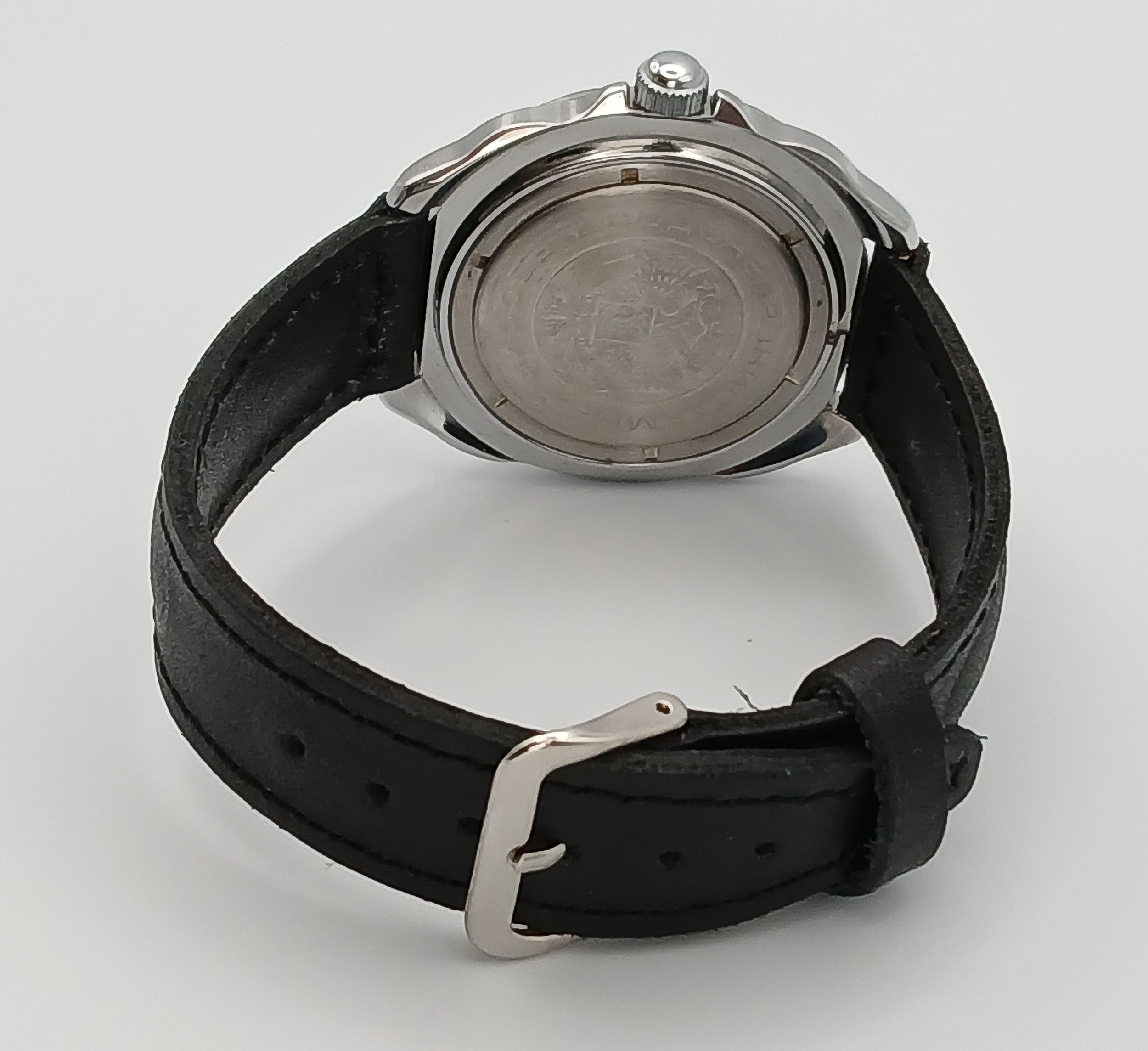 A Vostok Manual Gents Watch. Black leather strap. Stainless steel case - 40mm. White dial with date - Bild 3 aus 7