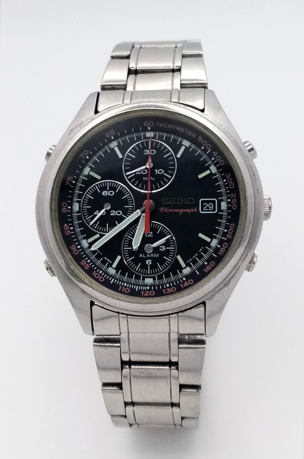 A Seiko Chronograph Quartz Alarm Gents Watch. Stainless steel bracelet and case - 38mm. Black dial - Image 3 of 7