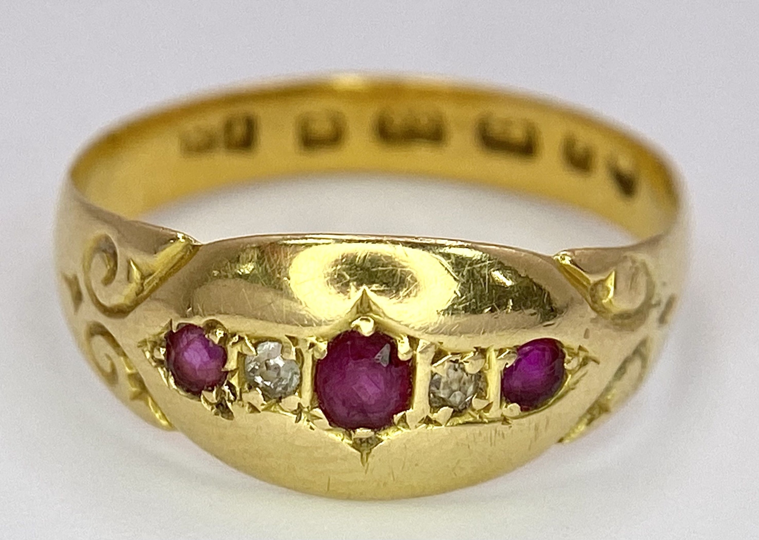 An Antique 22K Yellow Gold Ruby and Diamond Ring. Size M. 2.6g total weight. - Image 5 of 6