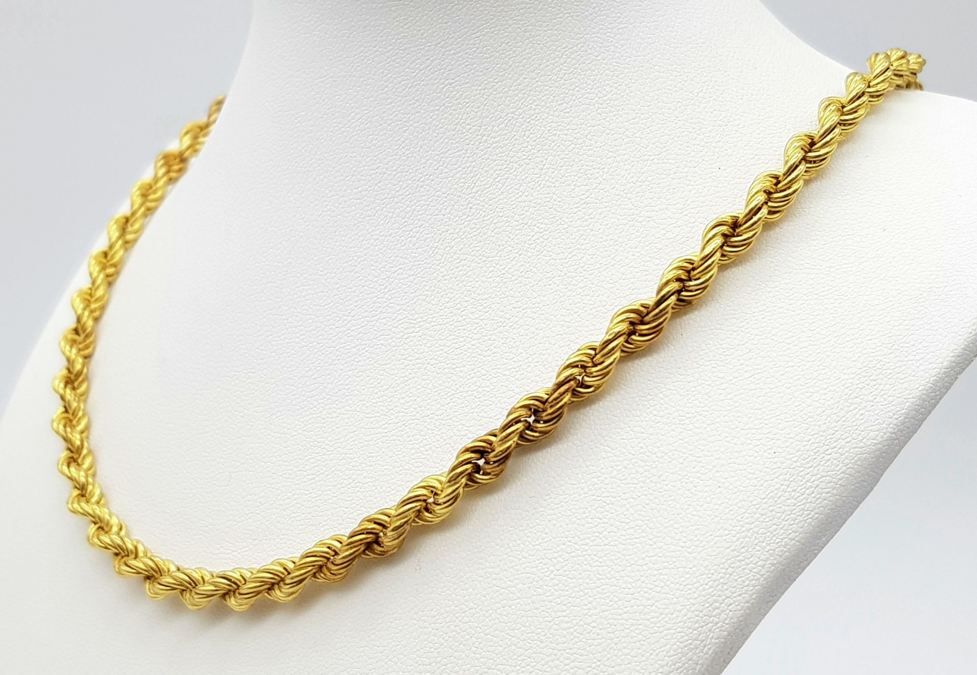 A 9K Yellow Gold Rope Necklace. 45cm length. 12.4g weight. - Image 2 of 5