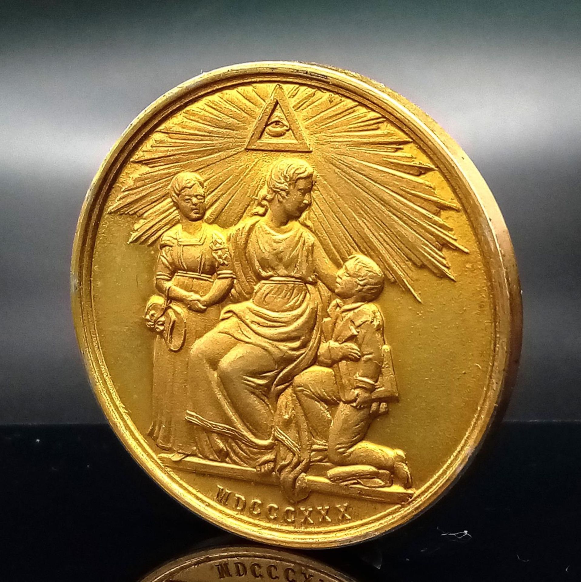 A Gold Plated Masonic Medal/Medallion - 35mm diameter. - Image 2 of 3