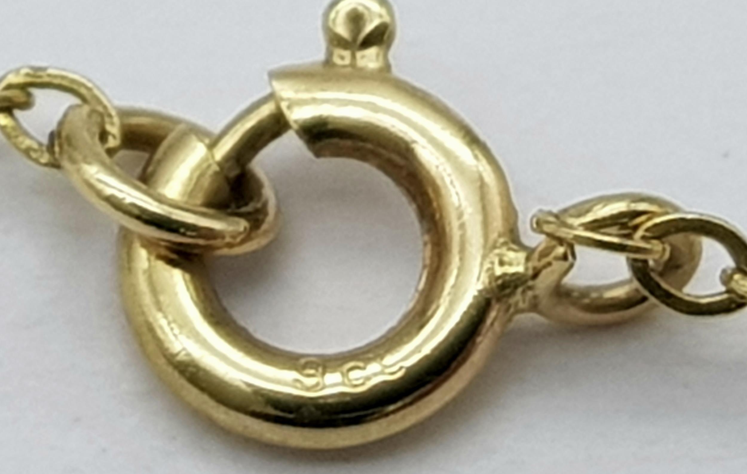 A 9K Yellow Gold Disappearing Necklace. 42cm. 0.9g - Image 5 of 5