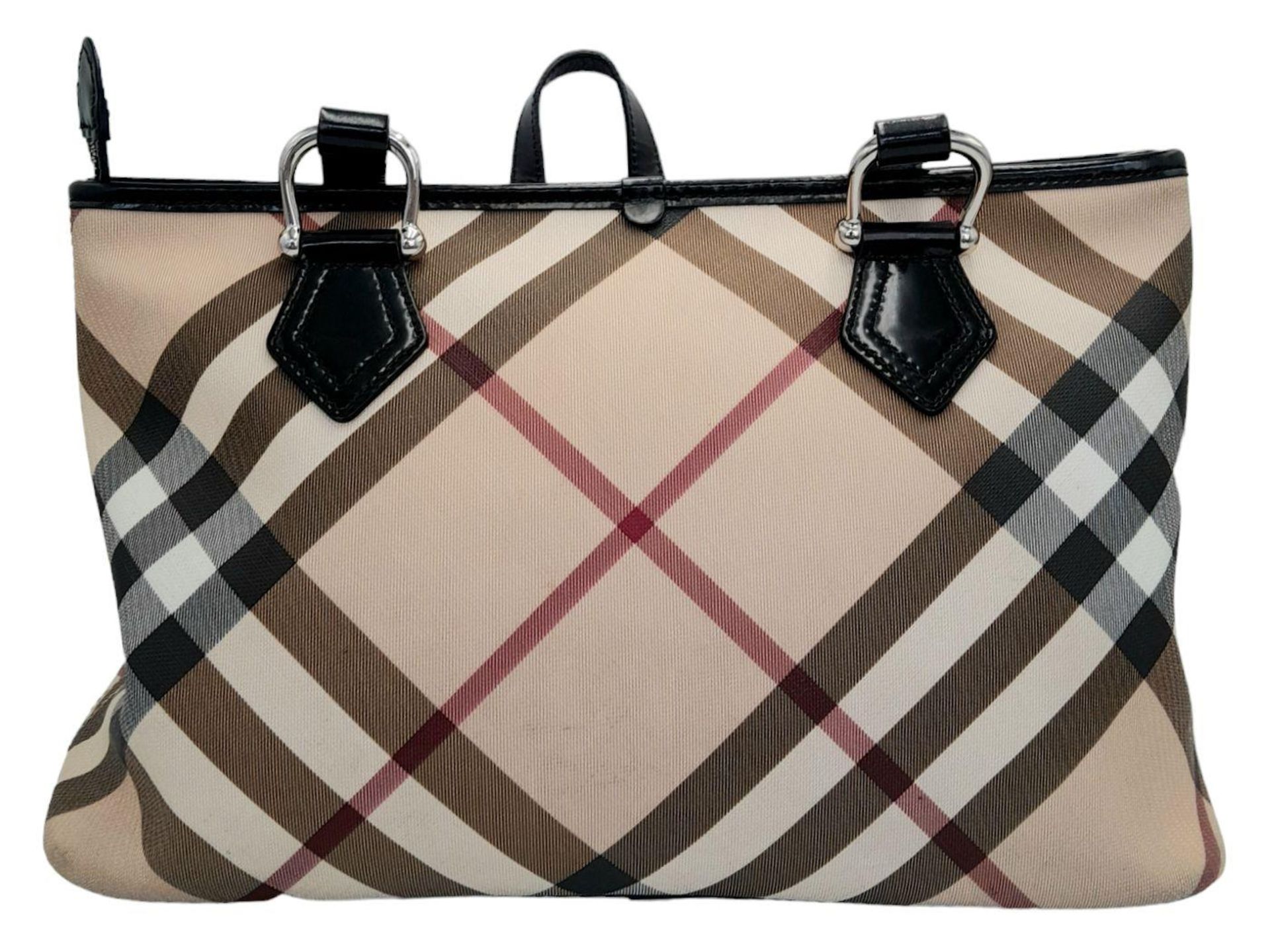 A Burberry Beige Check Nova Bag. Coated canvas exterior with leather trim, two leather straps, - Bild 2 aus 13