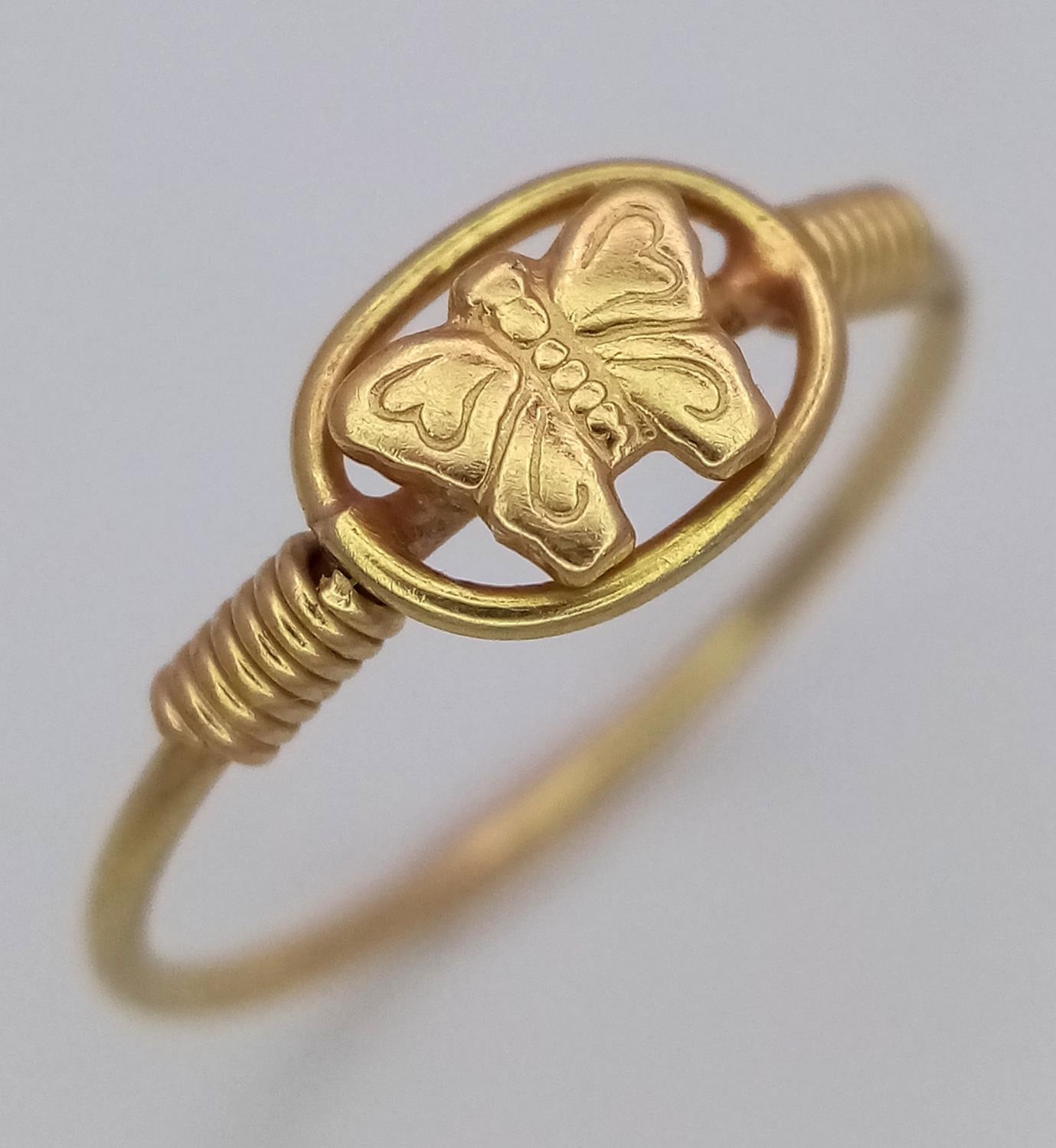 AN 18K (TESTED) YELLOW GOLD BUTTERFLY RING. Size J, 1.3g weight. Ref: SC 9039