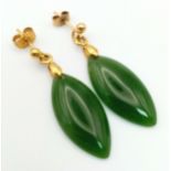 A Pair of 9K Yellow Gold Jade Leaf Shaped Earrings. 4.3g