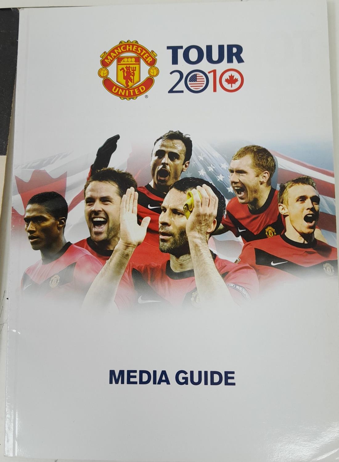 Collection of Manchester United programmes and other items including sealed limited edition 2-Disc - Image 4 of 7