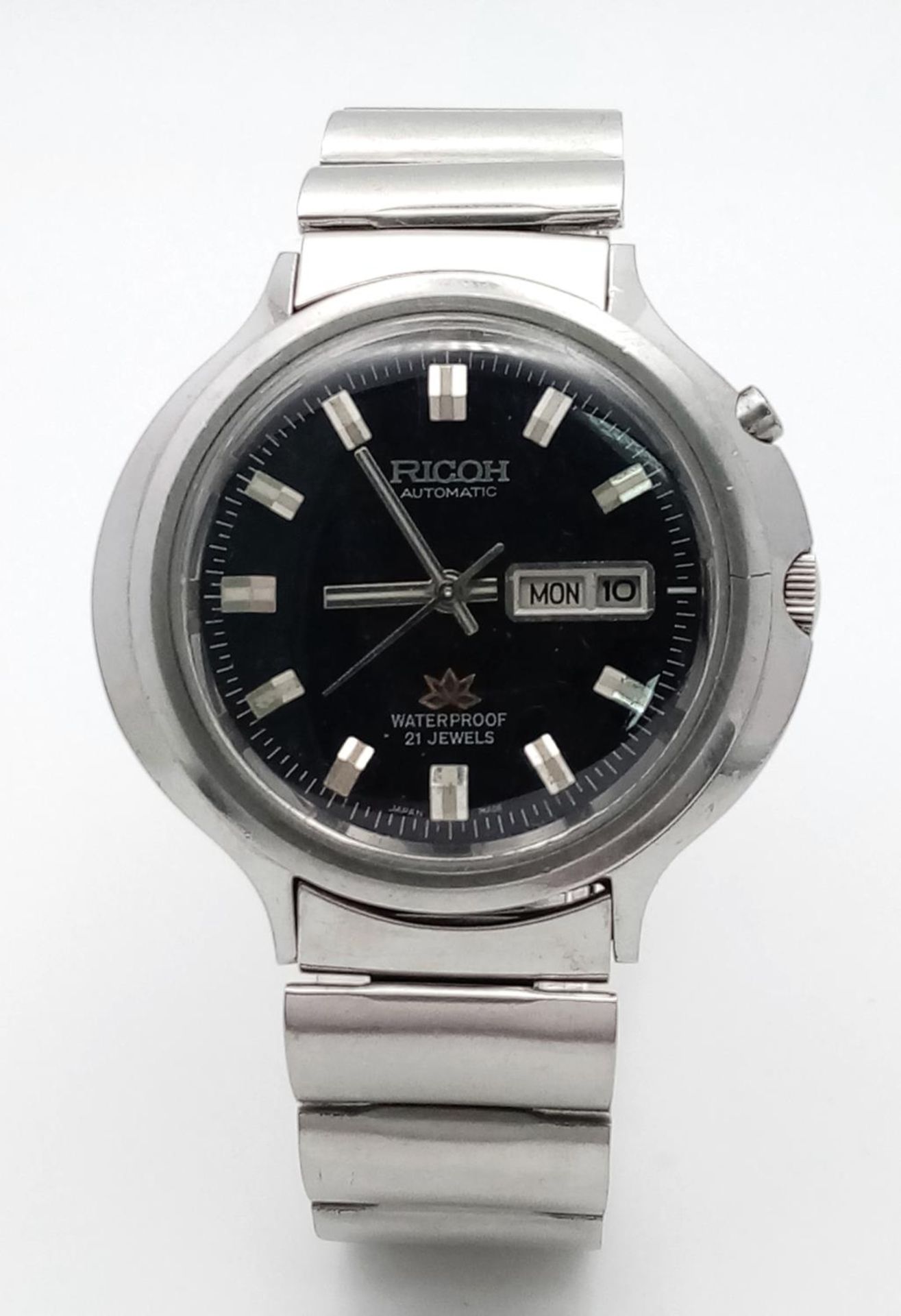 A Vintage Ricoh 21 Jewels Automatic Gents Watch. Stainless steel bracelet and case - 41mm. Black - Image 3 of 7