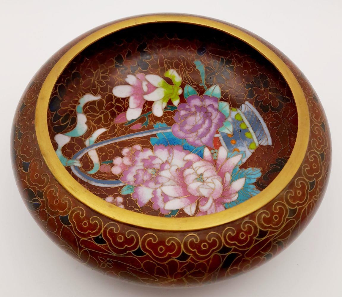 A Glorious Antique Chinese Bronze Decorative Cloisonné Enamel Bowl. Bright colours and gilded - Image 4 of 7