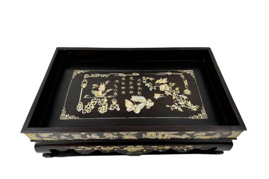 A large and heavy exquisite Three Kingdoms-style Chinese solid wood Tea tray - featuring mother-of- - Image 1 of 8