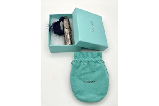 A TIFFANY & CO sterling silver perfume bottle with original pouch and presentation box. - Bild 4 aus 4