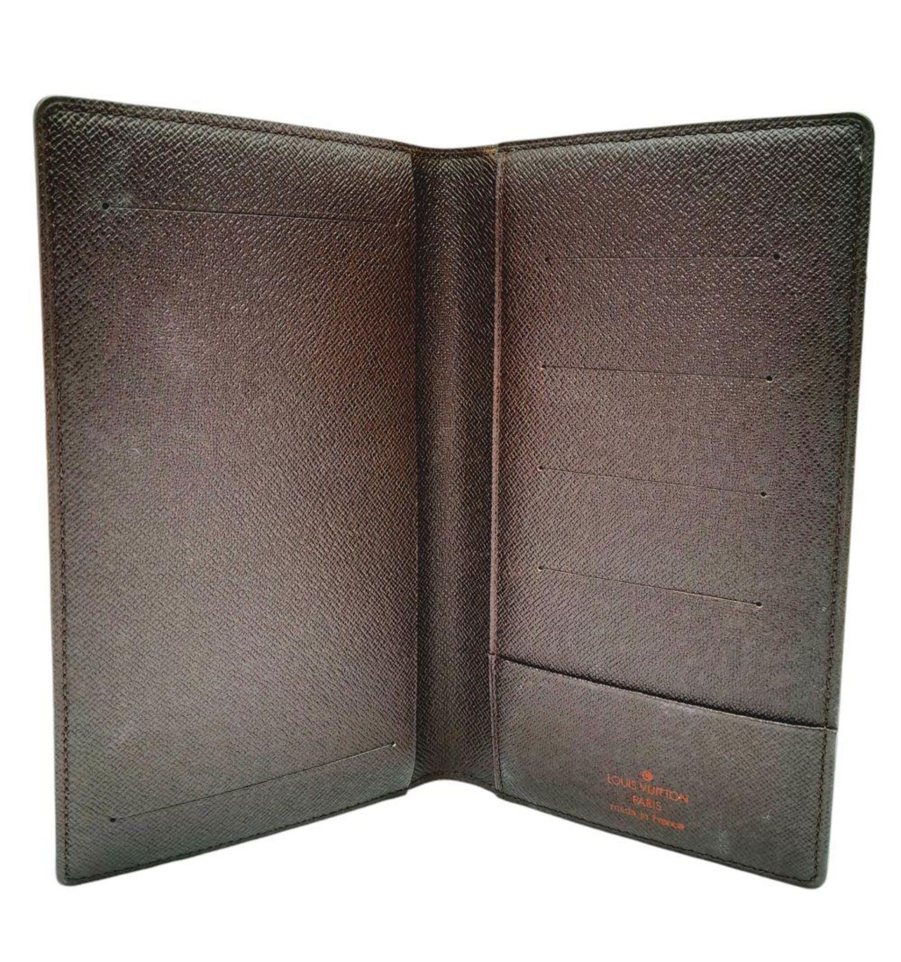 A Louis Vuitton travel wallet in damier brown canvas, length 18cm x width 11cm, please see photos - Bild 5 aus 6