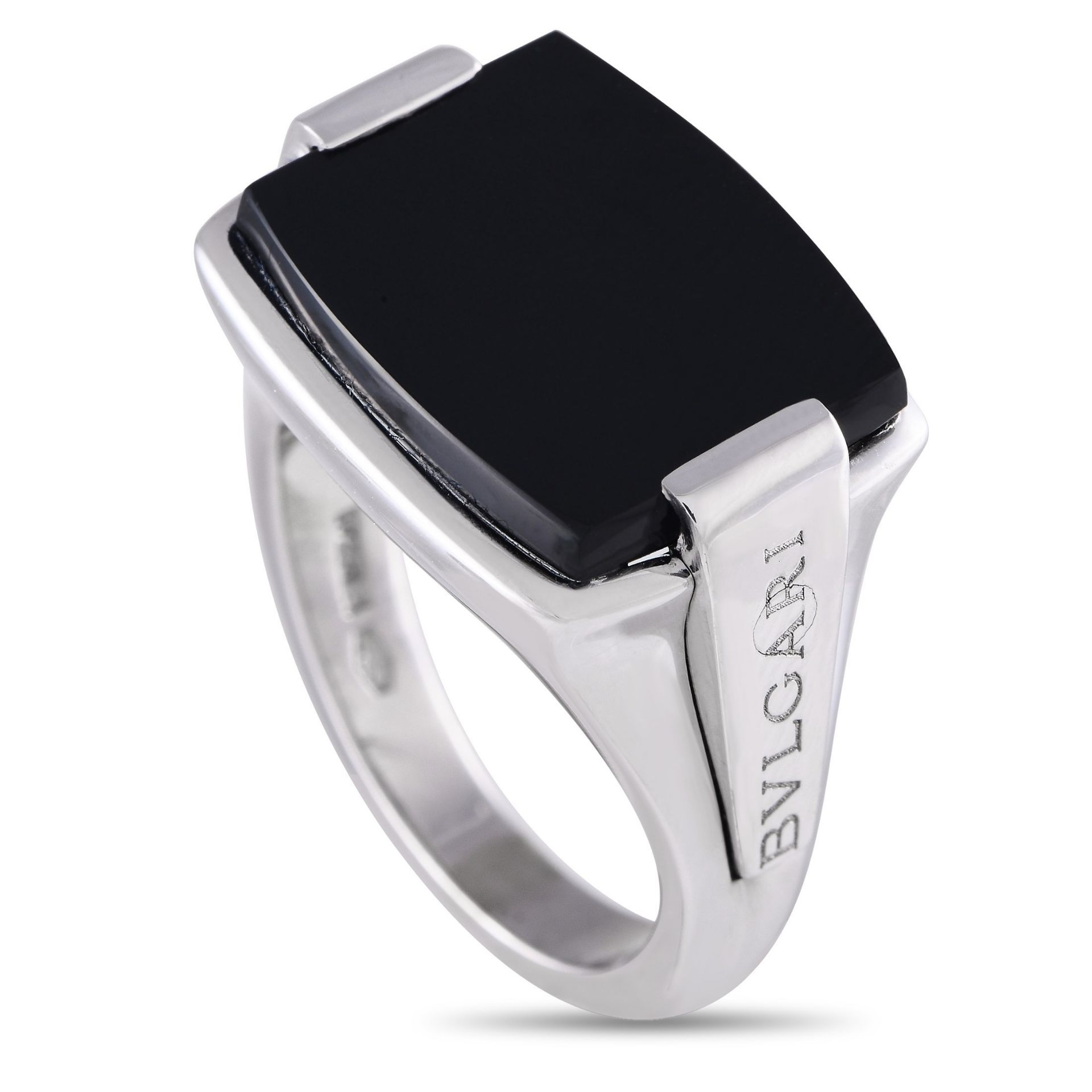 A Bvlgari Allegra 18K White Gold Black Onyx Ring. A singular onyx gemstone serves as a stunning