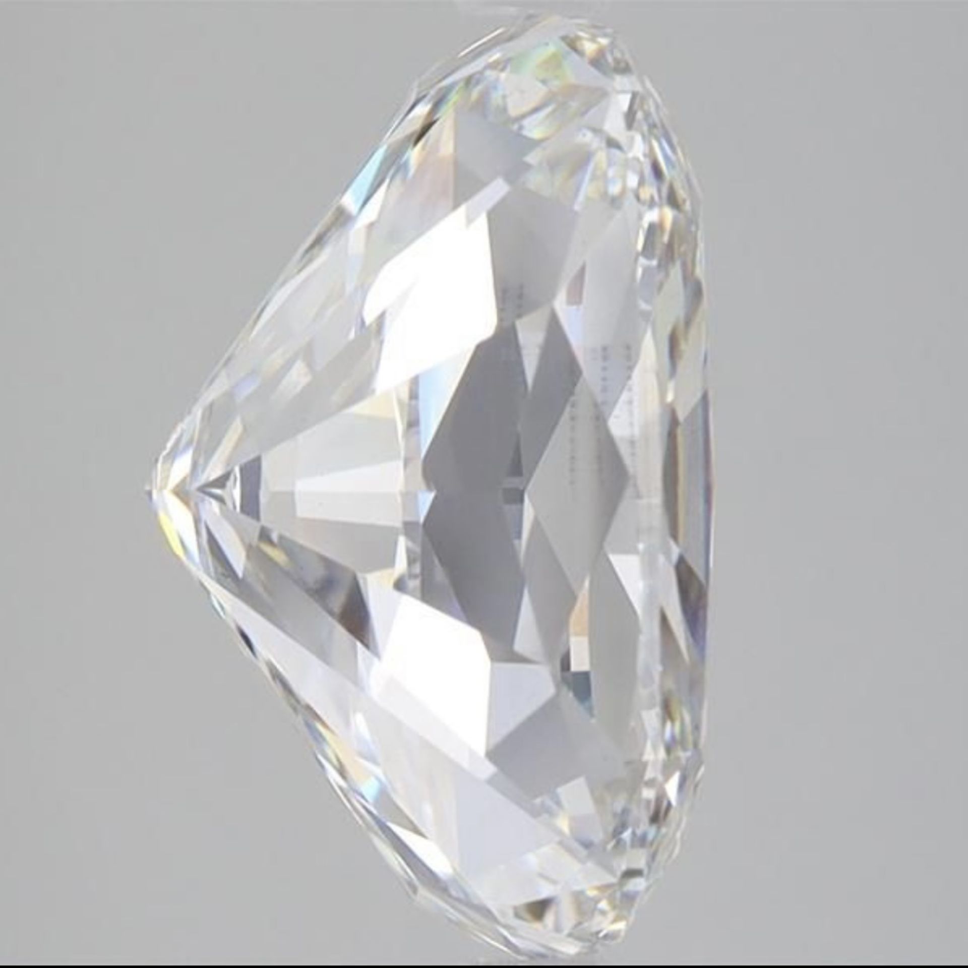 Cushion Brilliant Cut Diamond 7.50 Carat F Colour VS2 Clarity IGI Certificate ( Loose Diamond ) - Image 4 of 5