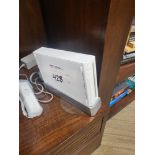 Nintendo - Wii w/ 1 Remotes
