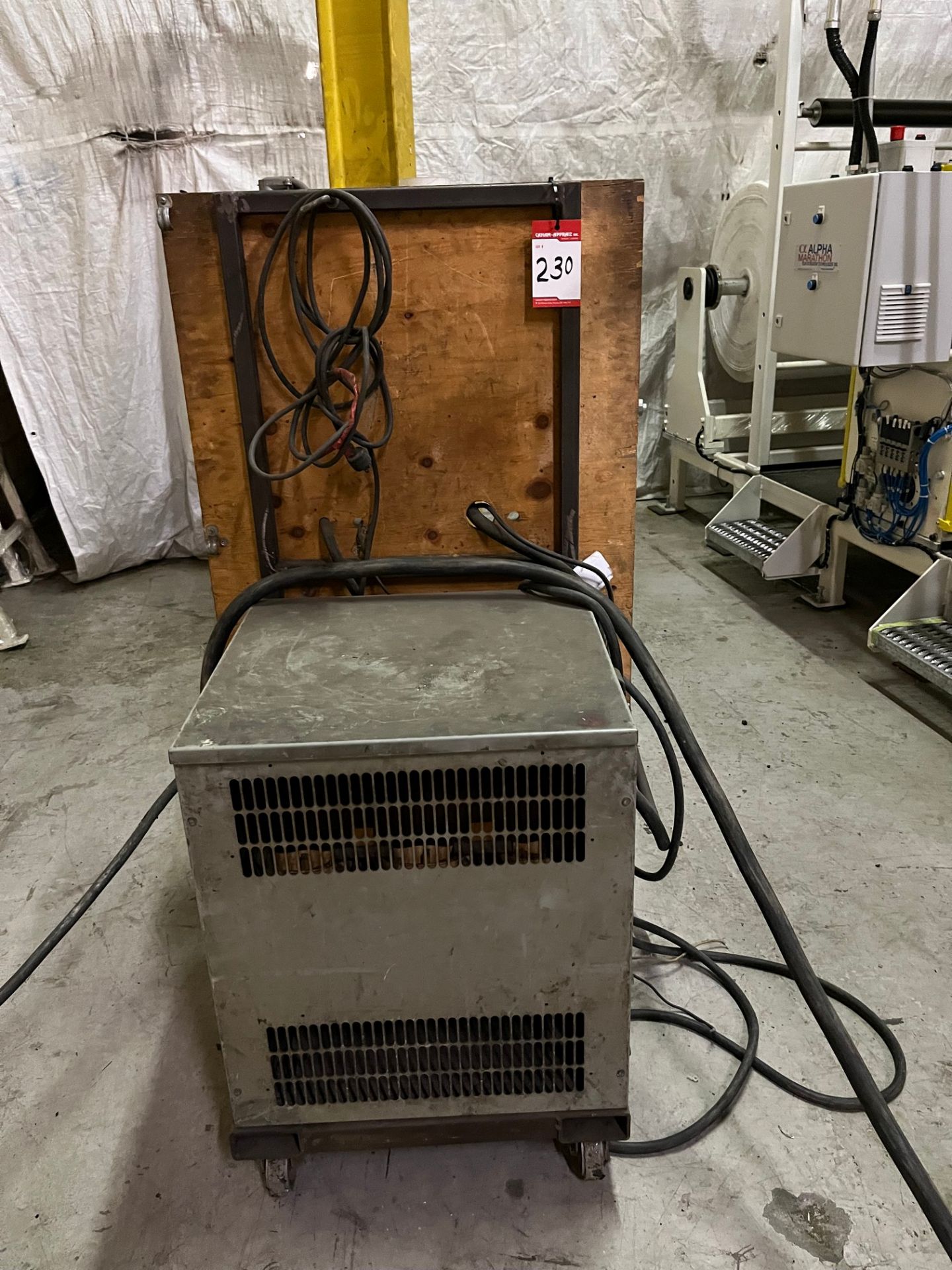 PORTABLE POWER UNIT W/ TRANSFORMER AND SWITCHBOXES