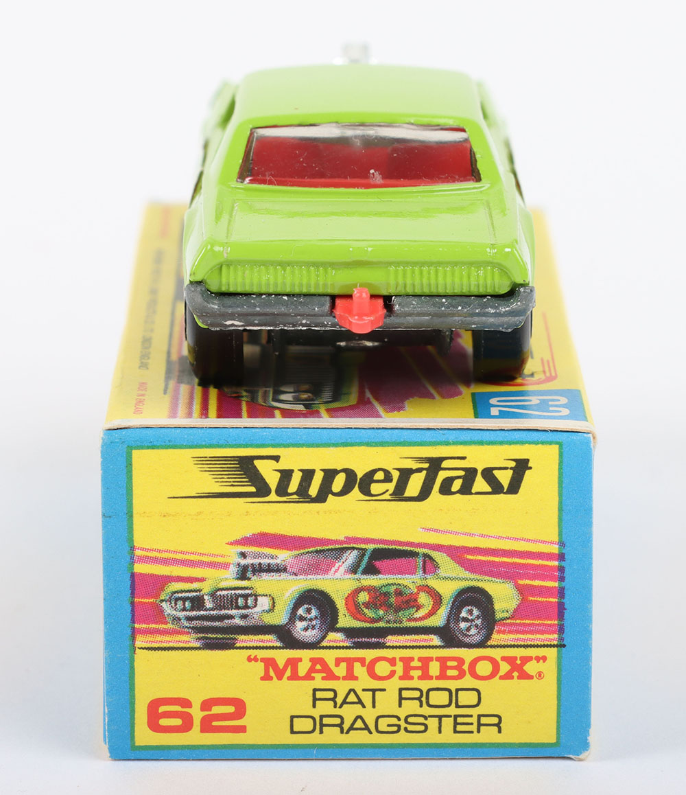 Matchbox Lesney Superfast MB-62 Rat Rod Dragster, variation with DARK LIME GREEN body - Bild 4 aus 5