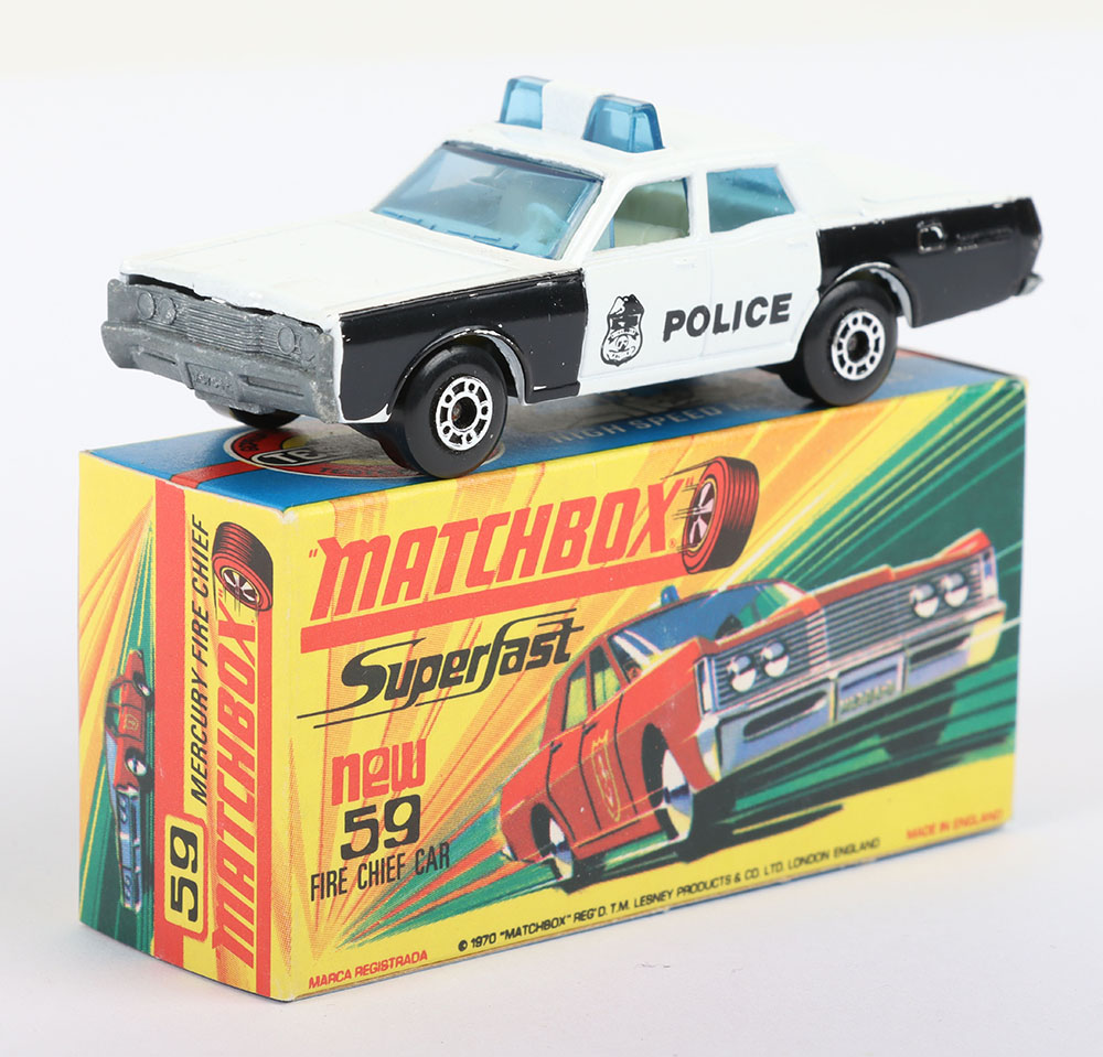 Matchbox Lesney Superfast MB-59 Fire Chief Car with rarer WHITE body and unpainted MERCURY base - Bild 2 aus 8