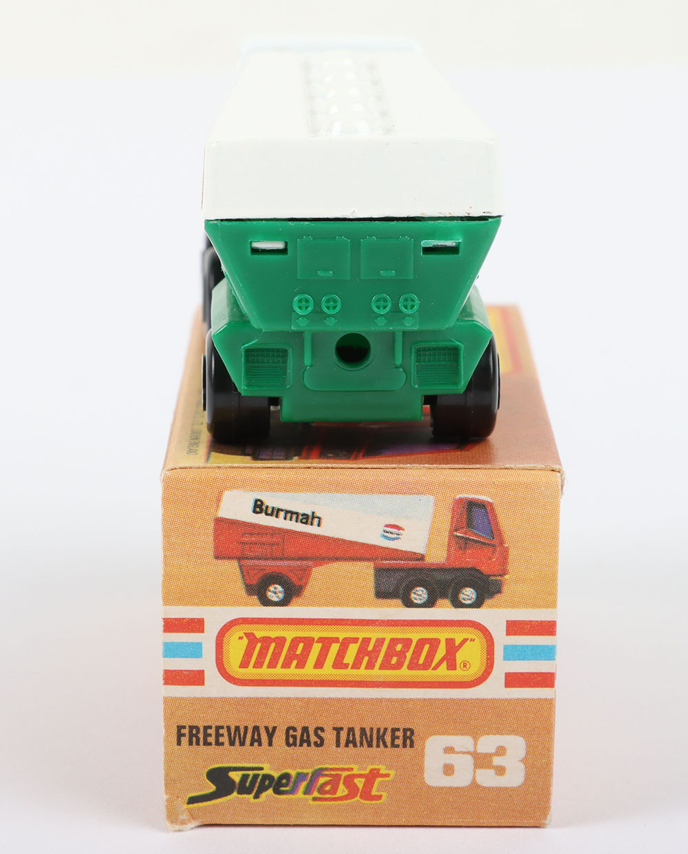 Matchbox Lesney Superfast MB-63 Freeway Gas Tanker, rarer BP SUPER variation with 5-SPOKE Front Cab - Image 6 of 7