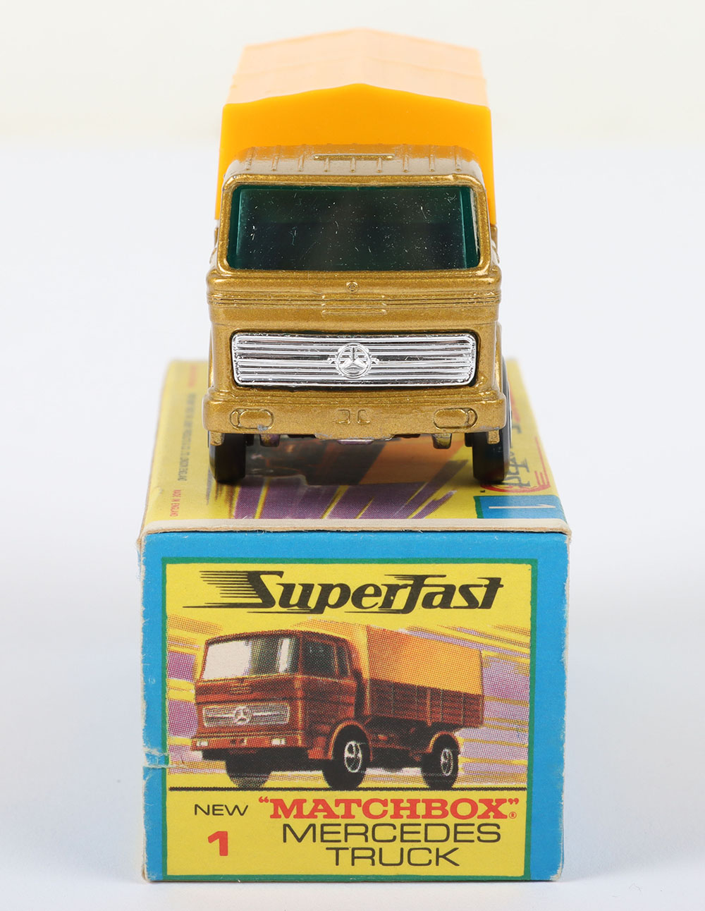 Matchbox Lesney Superfast MB-1 Mercedes Truck with THIN 4-Spoke wheels - Image 3 of 5