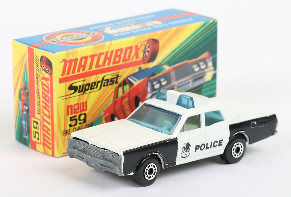 Matchbox Lesney Superfast MB-59 Fire Chief Car with rarer WHITE body and unpainted MERCURY base - Bild 3 aus 8