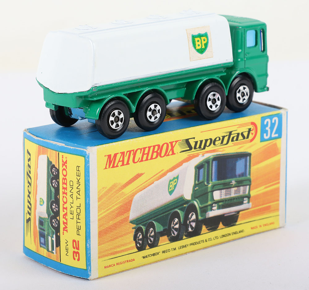 Matchbox Lesney Superfast MB-32 Leyland Petrol Tanker, Transitional model - Image 2 of 6