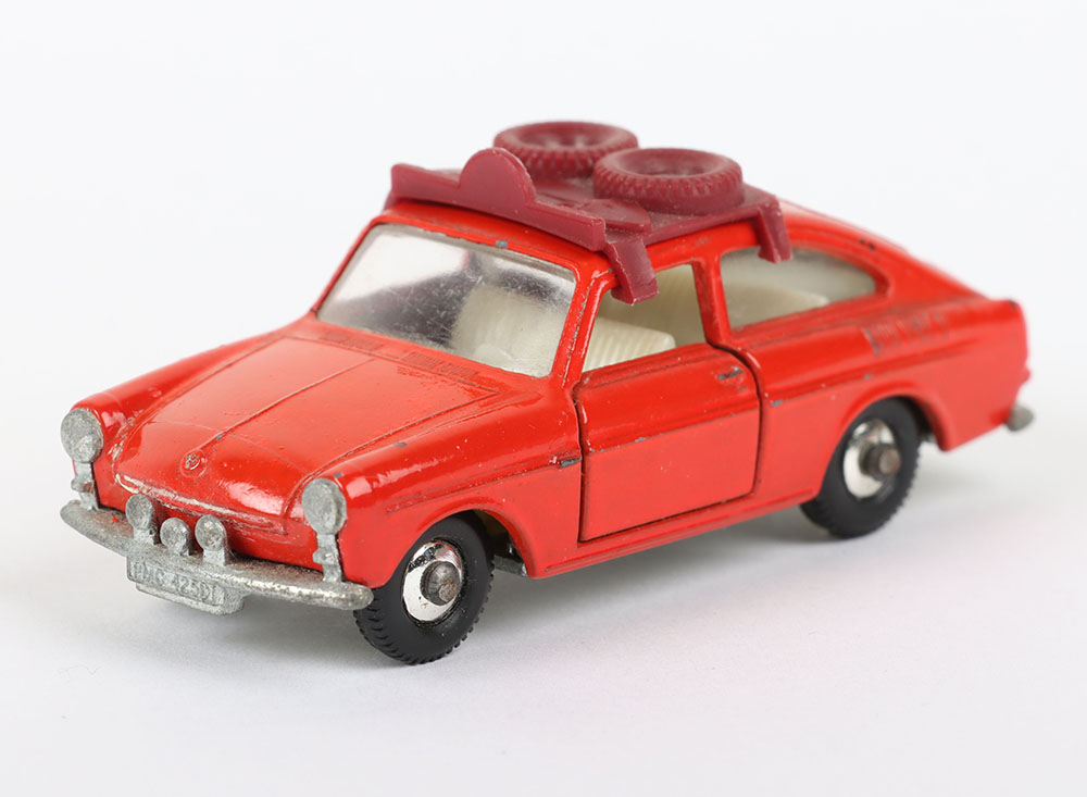 Matchbox Lesney Regular Wheel Model MB-67 Volkswagen 1600TL with Red body & scarce ROOF RACK