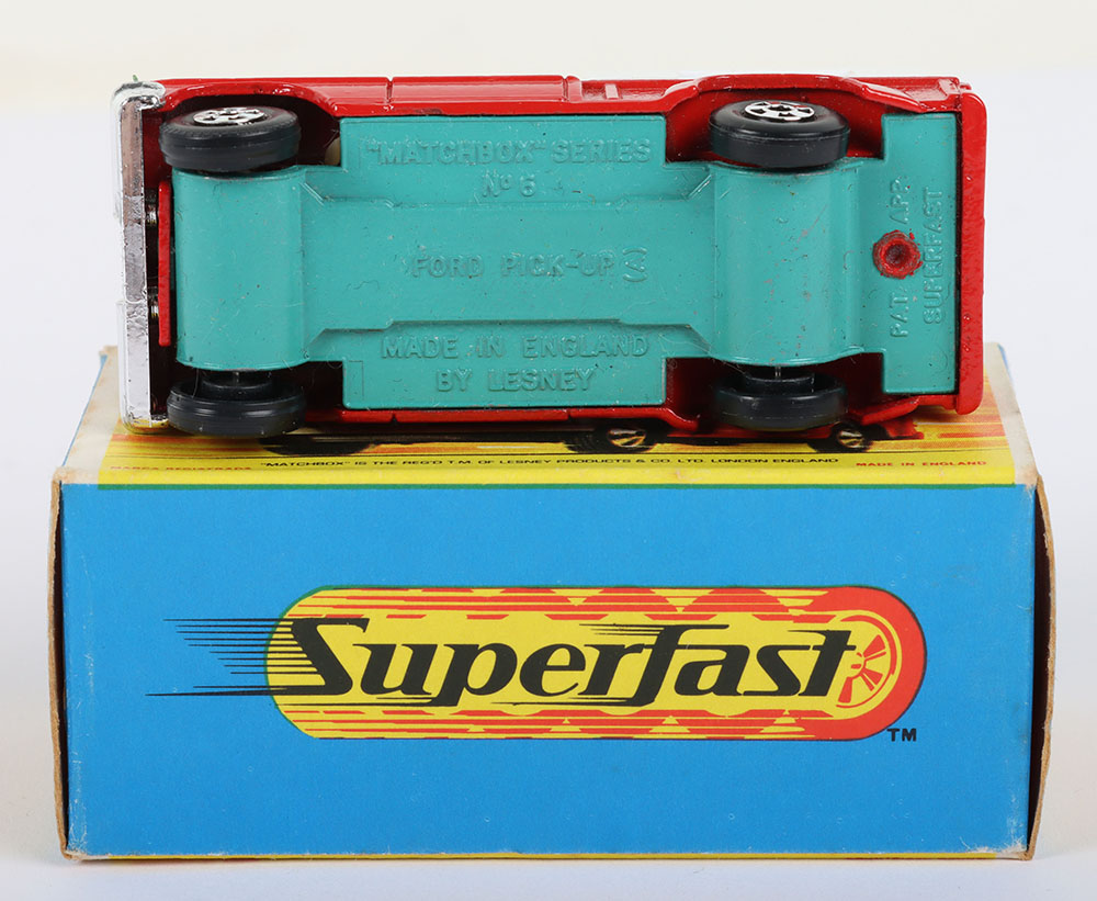 Matchbox Lesney Superfast MB-6 Ford Pick-Up with THIN 5-Spoke wheels and GREEN base - Image 6 of 7