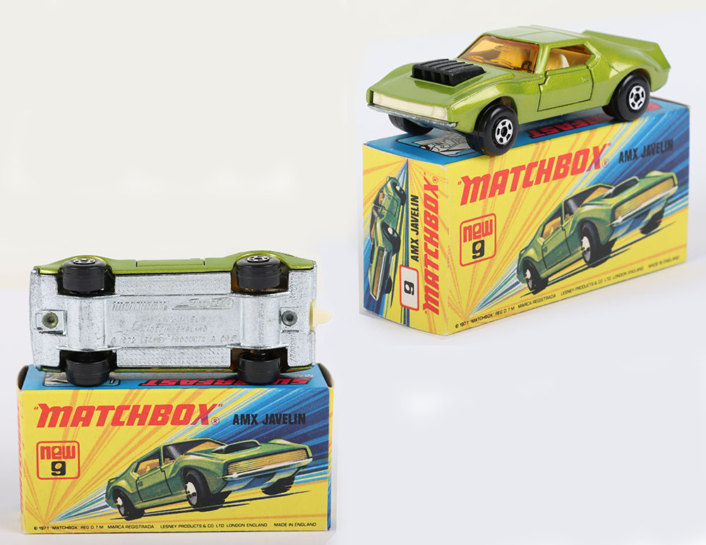 Matchbox Lesney Superfast Boxed Model,MB-9 AMX Javelin with scarce WHITE interior