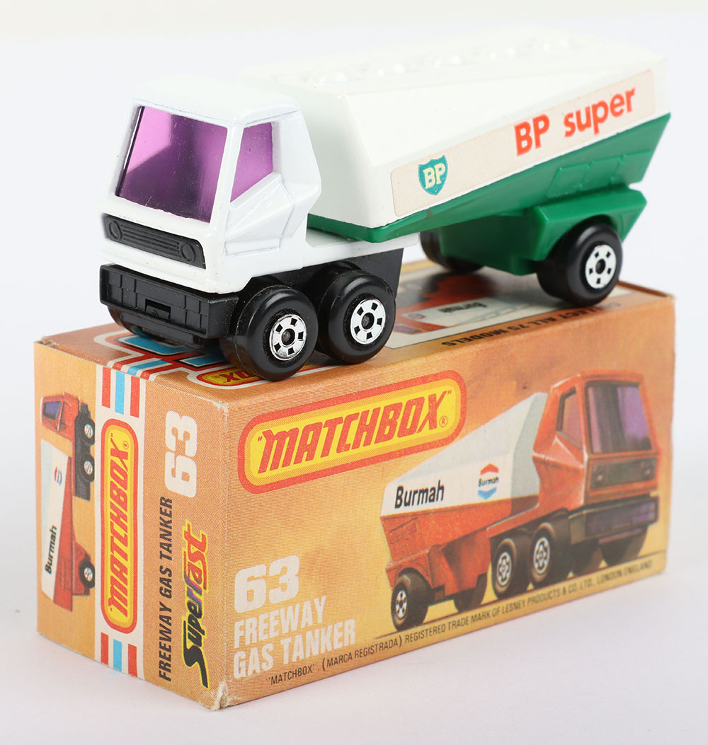 Matchbox Lesney Superfast MB-63 Freeway Gas Tanker, rarer BP SUPER variation with 5-SPOKE Front Cab