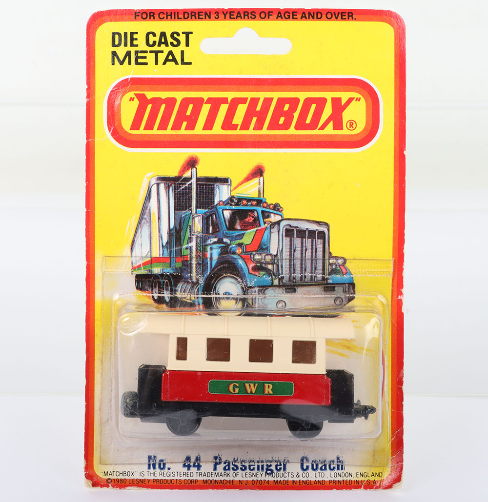 Matchbox Lesney Superfast Blisterpack Model Passenger Coach with scarcer GWR labels