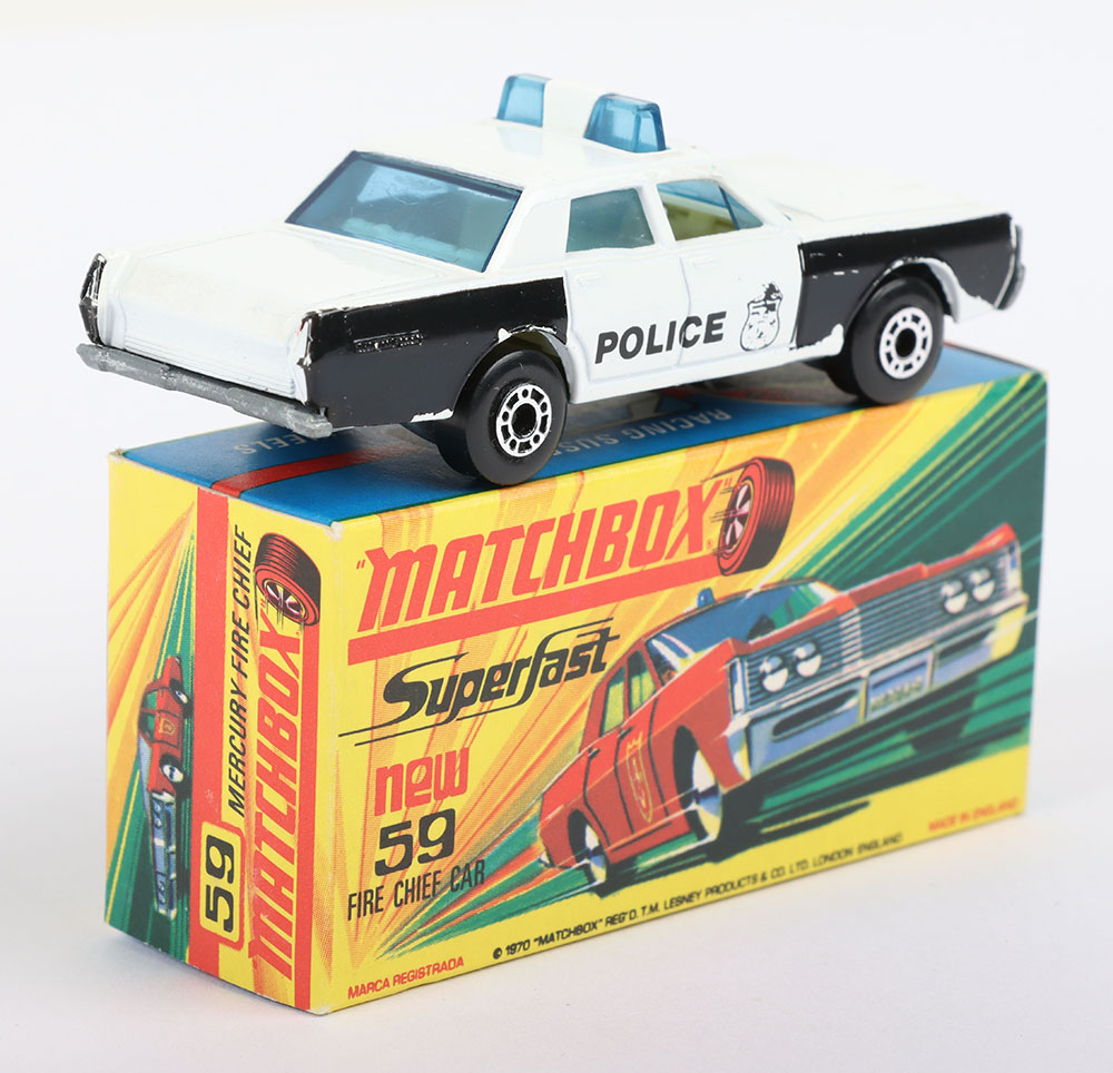 Matchbox Lesney Superfast MB-59 Fire Chief Car with rarer WHITE body and unpainted MERCURY base - Bild 4 aus 8