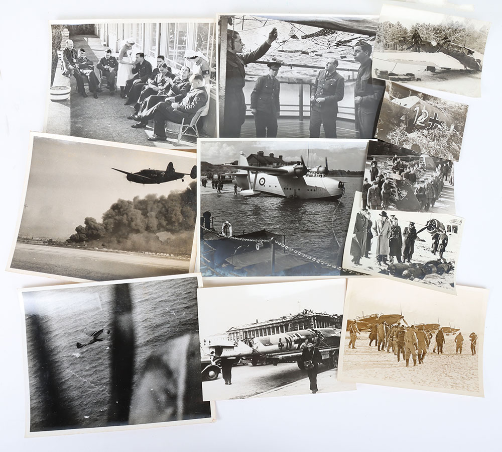 Grouping of WW2 Press Photographs of Royal Air Force Interest - Image 2 of 3