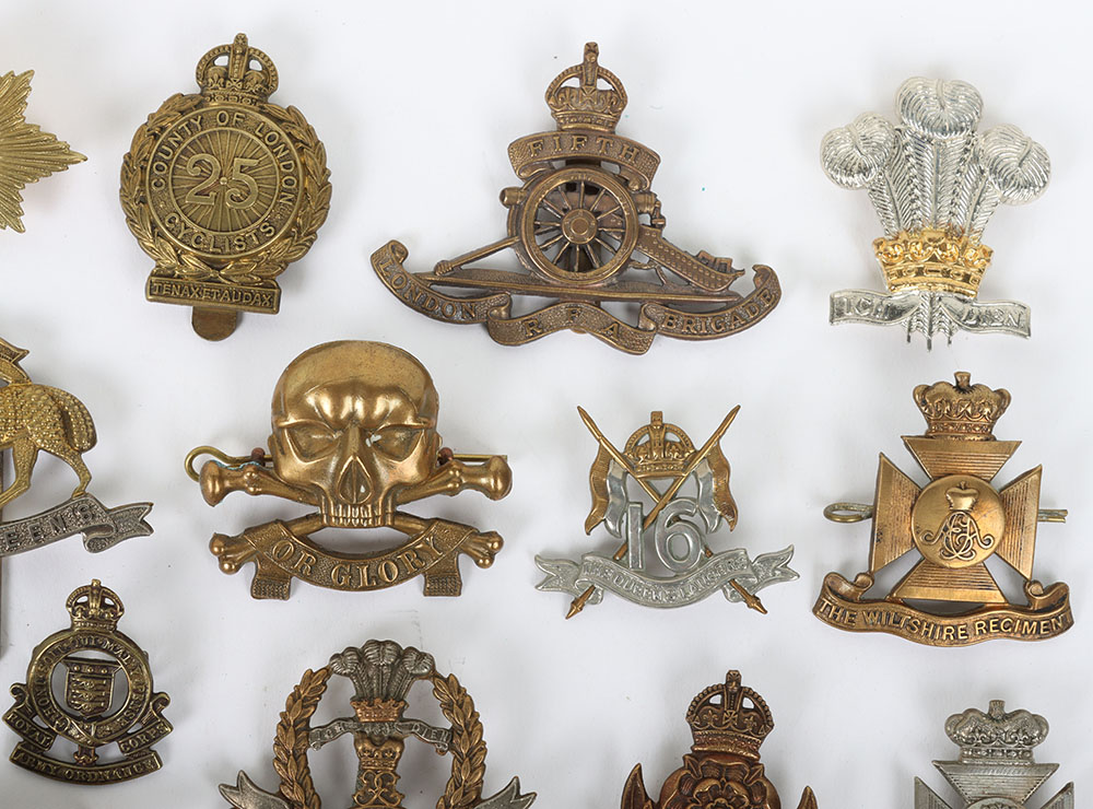 Collection of Military badges - Image 3 of 5