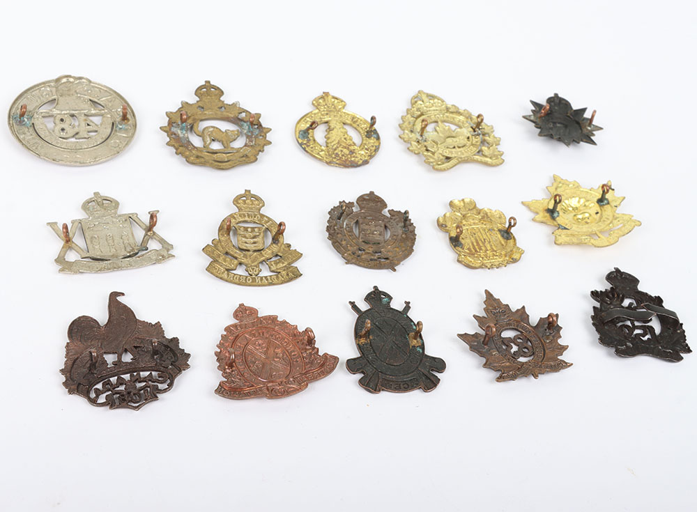 Collection of Canadian cap badges - Image 3 of 3