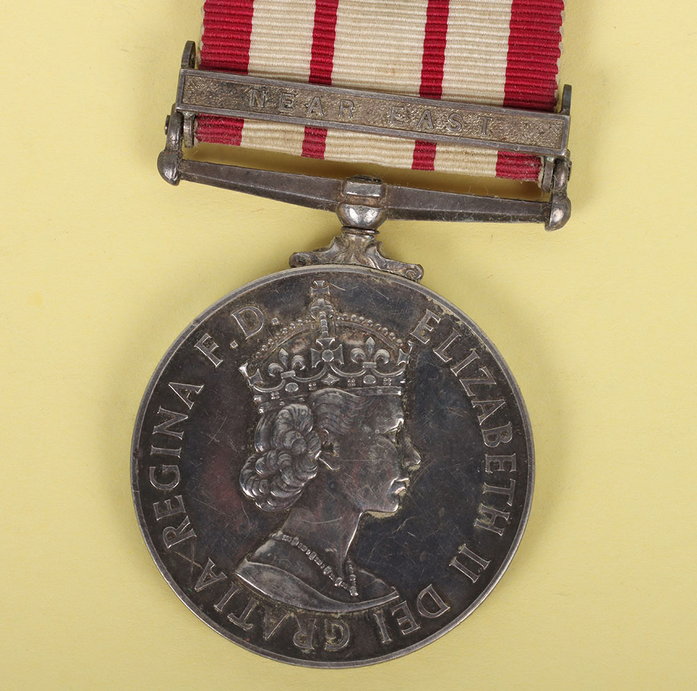 Elizabeth II Naval General Service medal for the 1956 Suez Crisis. - Bild 2 aus 6