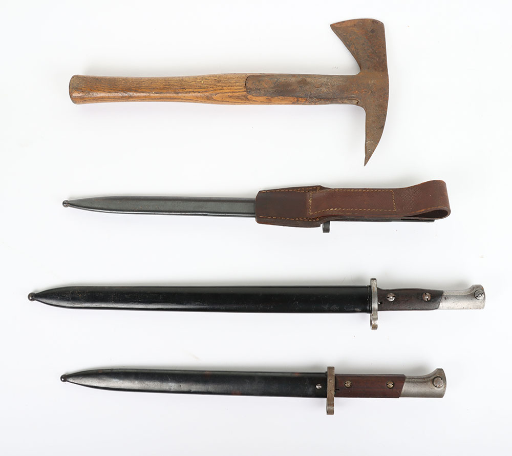 Bayonets and Fire Axe - Image 2 of 8