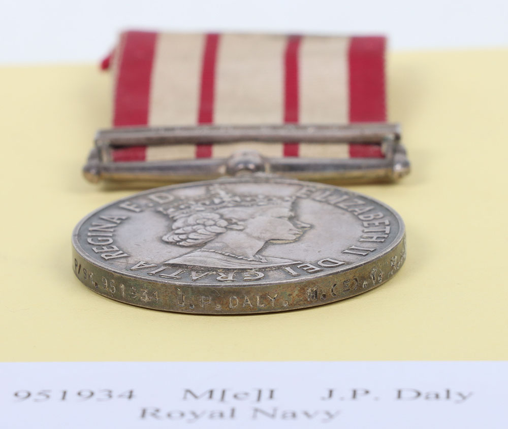 Elizabeth II Naval General Service medal for the 1956 Suez Crisis. - Bild 5 aus 6