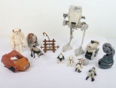 Vintage Star Wars Action Figures and Mini Rigs Kenner.