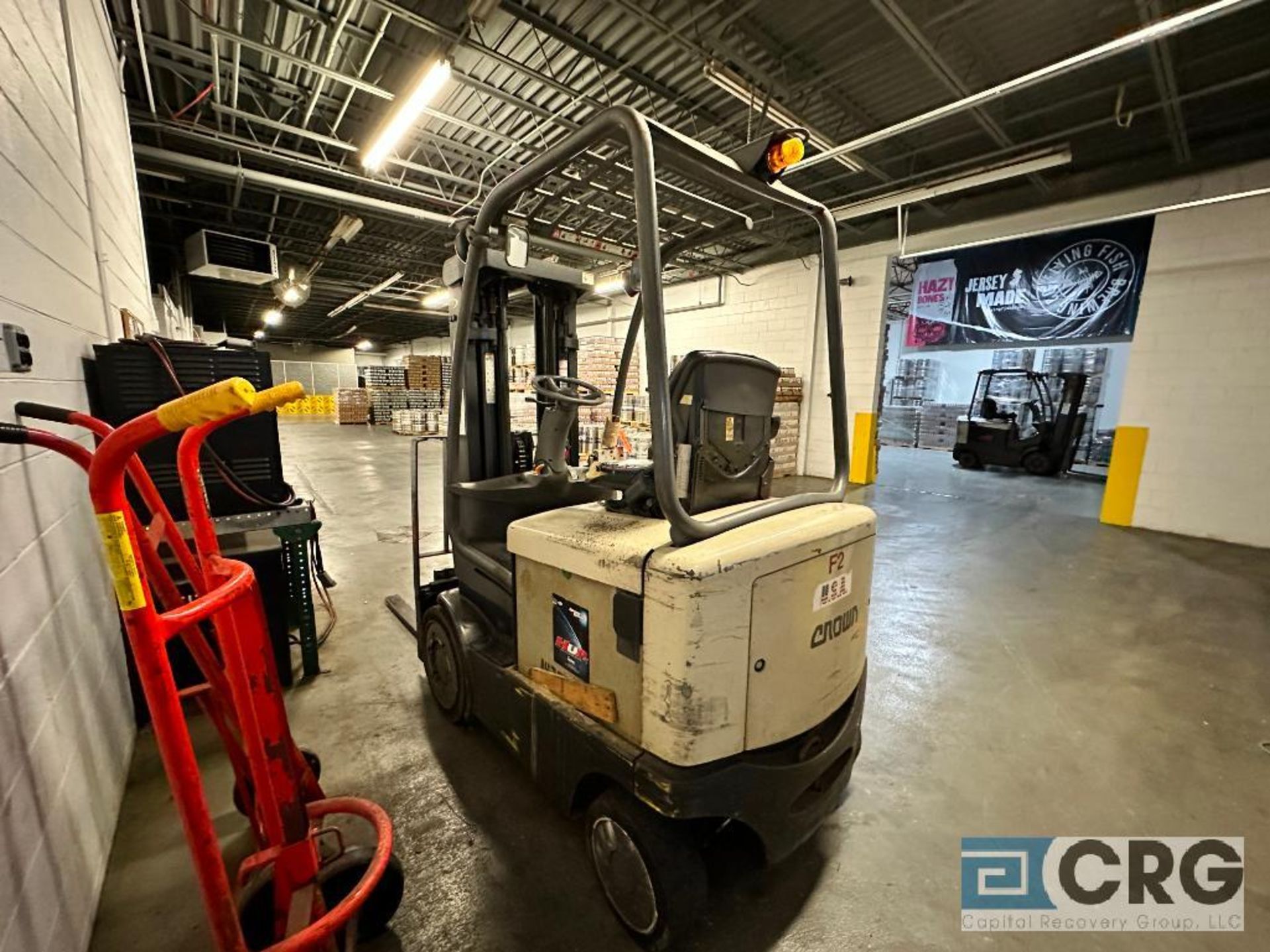 Crown Electric 4-Wheel Sitdown Forklift - Image 2 of 2