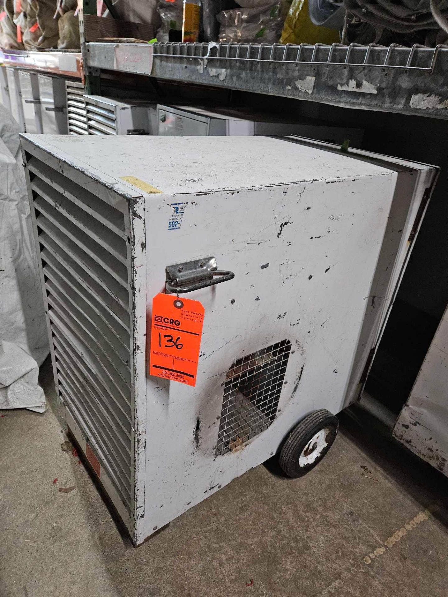 Lot of (2) 170K BTU L.B. WHITE heaters complete with thermostat, duct and diffuser, m/n TS170, s/n - Image 4 of 5