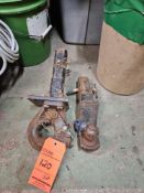 Lot of (2) assorted (1) Pintle Hook adaptor, 5000 pound gross weight, 500 pound tongue weight, (1)