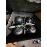 Lot of (4) PAR64 500W cans with protective case