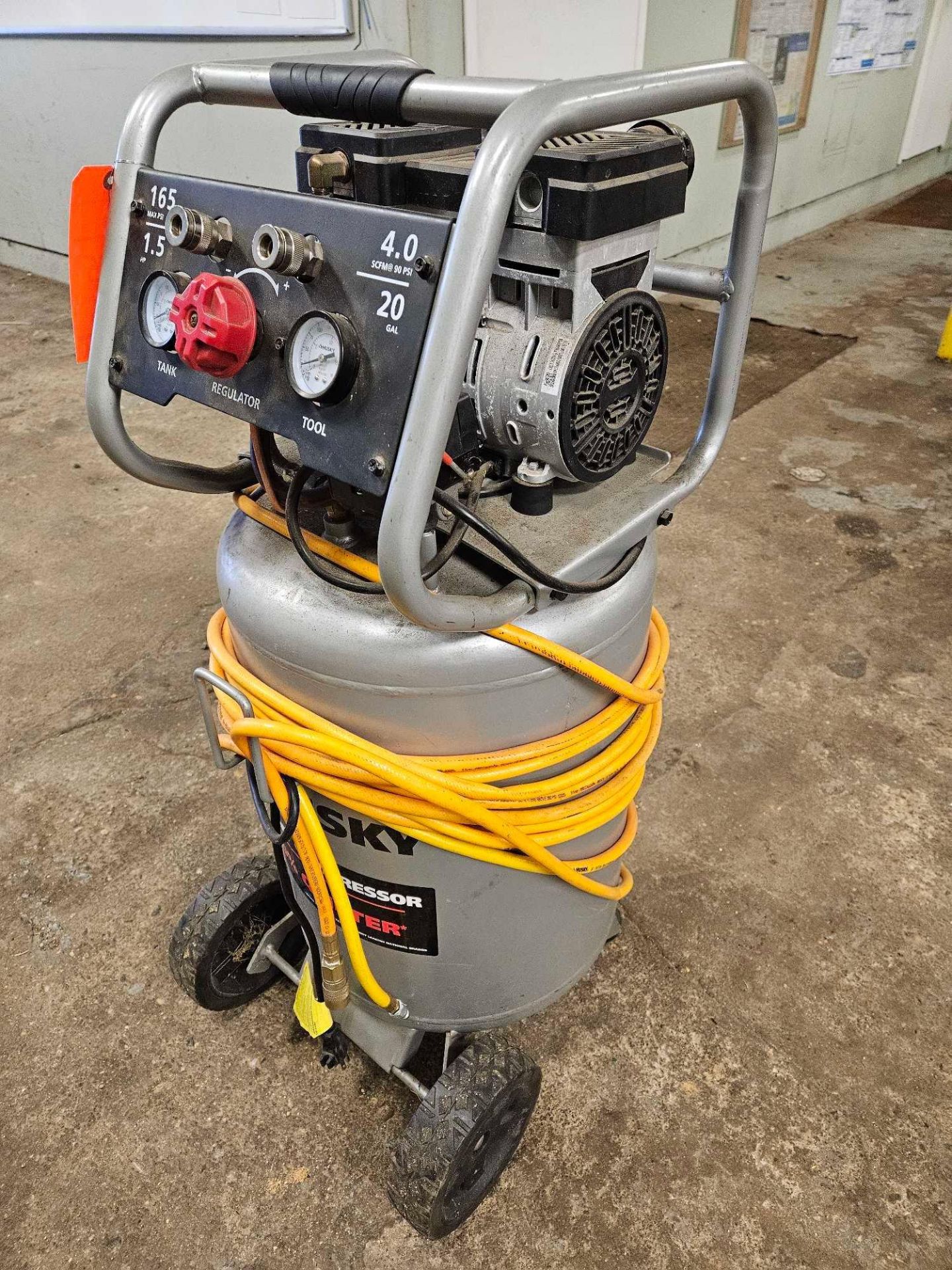 Husky Portable Compressor - Image 2 of 5